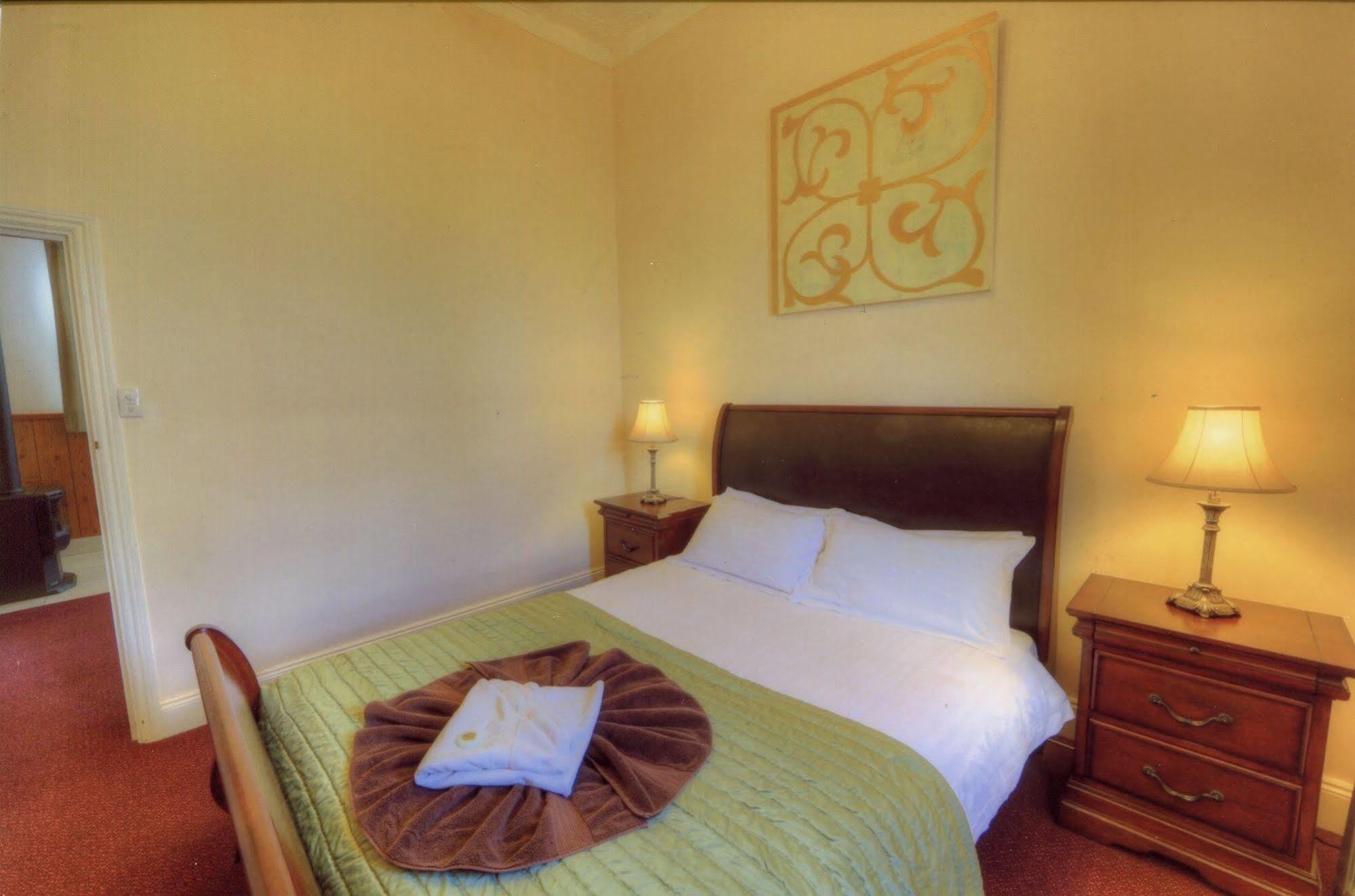 The Lodge Outback Motel Broken Hill Exterior photo